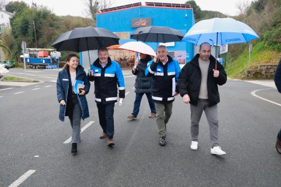 Imagen de la noticia:Mar invertirá 1,1 M€ en la mejora del abrigo, el dragado y la estabilización de un talud en el puerto de Barallobre, en Fene