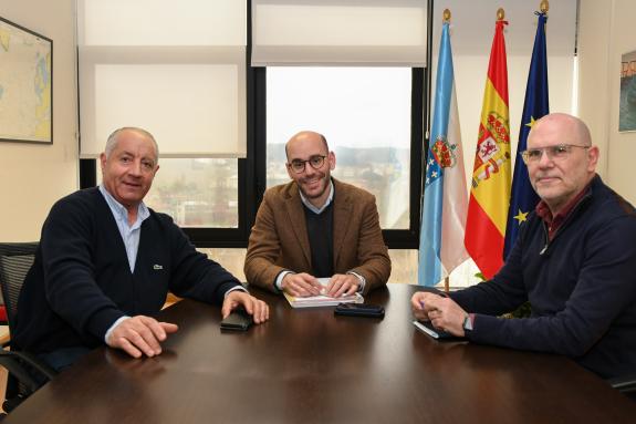 Imaxe da nova:A Xunta reúnese con Socomgal para coñecer de primeira man a súa actividade e liñas de traballo