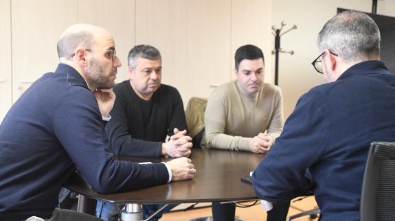 Imaxe da nova:Mar e a Confraría de Malpica abordan a situación e retos do sector pesqueiro local