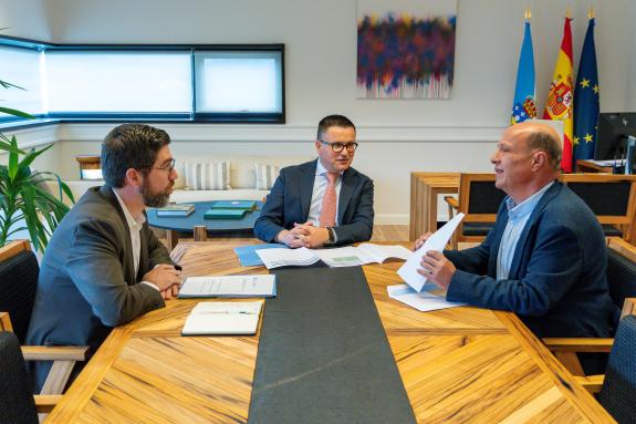 Imagen de la noticia:La Xunta ahonda con el ayuntamiento de Vilarmaior en la colaboración para potenciar la empleabilidad en labores de interés s...