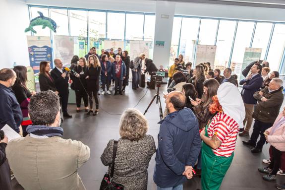 Imagen de la noticia:Villaverde inaugura la II edición del programa educativo 'Capitán Mareas' para promover el consumo de pescado en la població...