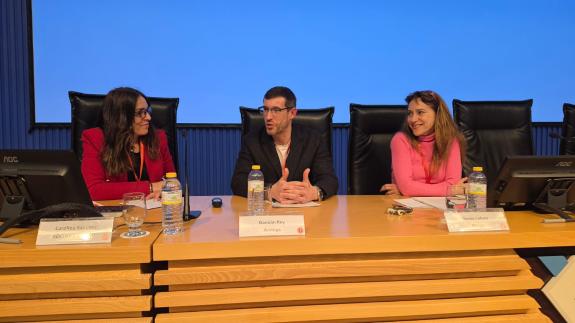 Imagen de la noticia:La Xunta transforma la Administración para ofrecer recursos y servicios a cada persona en función de sus necesidades e inter...