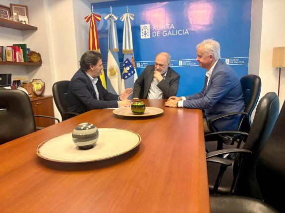 Imagen de la noticia:La Xunta pone en valor a colaboración institucional como pieza clave para seguir impulsando la presencia de la cultura galle...