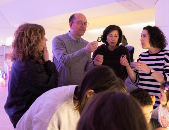 Imagen de la noticia:La Xunta pone en valor la dimensión artística del juego con una jornada de actividades creativas en el museo Gaiás