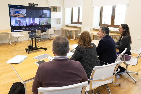 Imaxe da nova:Román Rodríguez destaca o liderado galego en I+G+i ao acadar un dos seis novos vales de innovación da UE