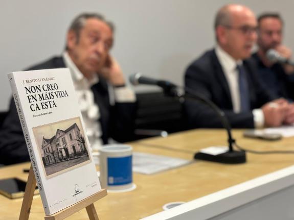 Imagen de la noticia:La Casa de Galicia en Madrid reafirma el apoyo a la literatura gallega con la presentación de la obra “Non creo en máis vida...