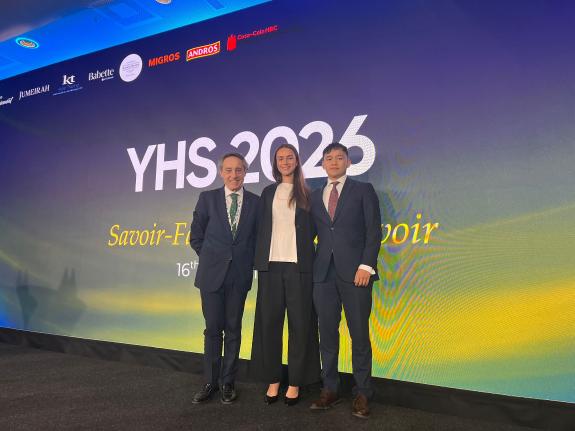 Imagen de la noticia:La alumna Inés Reboreda del Centro Superior de Hostelería de Galicia gana el tercero premio del certamen suizo 