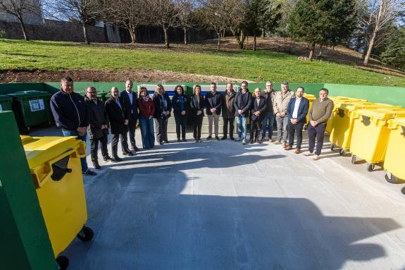 Imaxe da nova: A Xunta e Ecoembes reforzan a recollida selectiva de envases lixeiros e de papel-cartón en Galicia coa instalación de 1.450 novos ...
