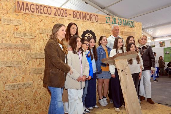Imagen de la noticia:María José Gómez señala el importante papel de la tecnología y la mecanización para el campo con motivo de la feria Magreco