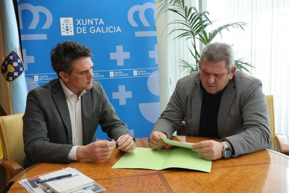 Imaxe da nova:Arias reúnese co alcalde do Pàramo para abordar a colaboración en actuacións de interese municipal