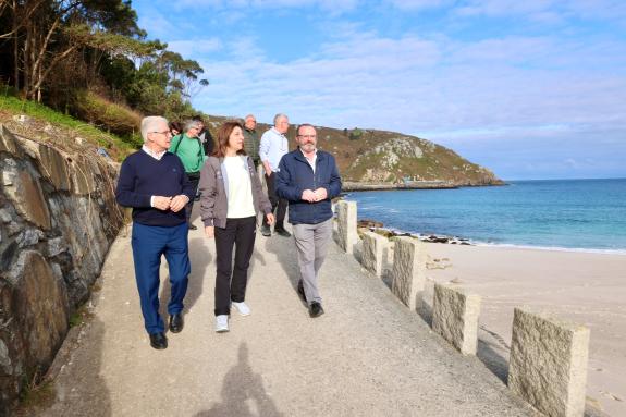 Imaxe da nova:Ángeles Vázquez anima a cidadania a desfrutar da riqueza paisaxística da costa galega durante esta Semana Santa