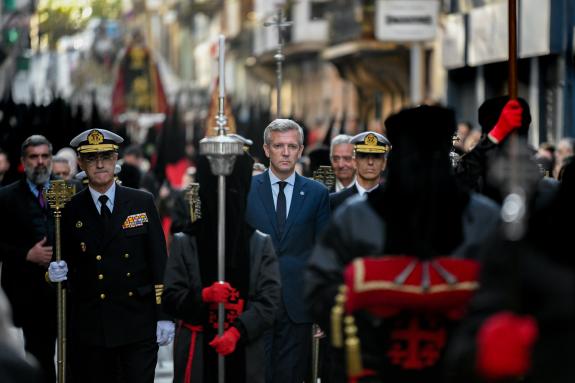 Imaxe da nova:Rueda participa na procesión do Santo Enterro en Ferrol
