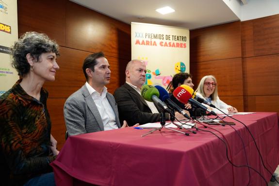 Imaxe da nova:A Xunta reafirma o seu apoio aos Premios de Teatro María Casares nunha 30ª edición de homenaxe a Manuel Lourenzo