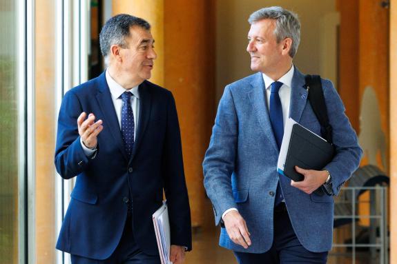 Imaxe da nova:Rueda anuncia a posta en marcha dun programa específico para reducir o abandono escolar centrado en varóns e na poboación inmigrant...