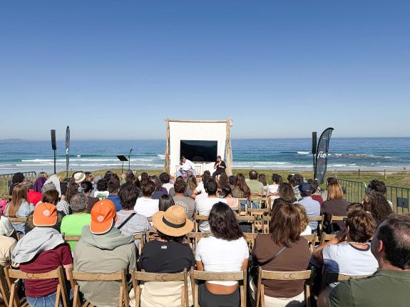 Imagen de la noticia:La Xunta contribuye con 290.000 € a la celebración de 13 festivales profesionales de artes escénicas en 2026