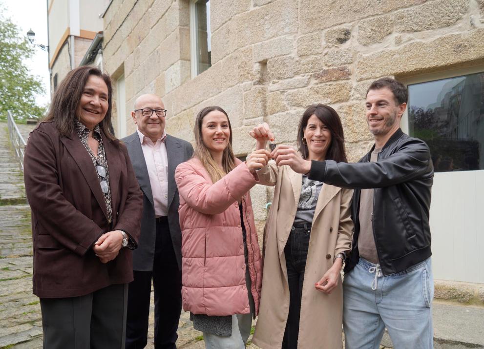 Imaxe 3 de 3 asociada á nova