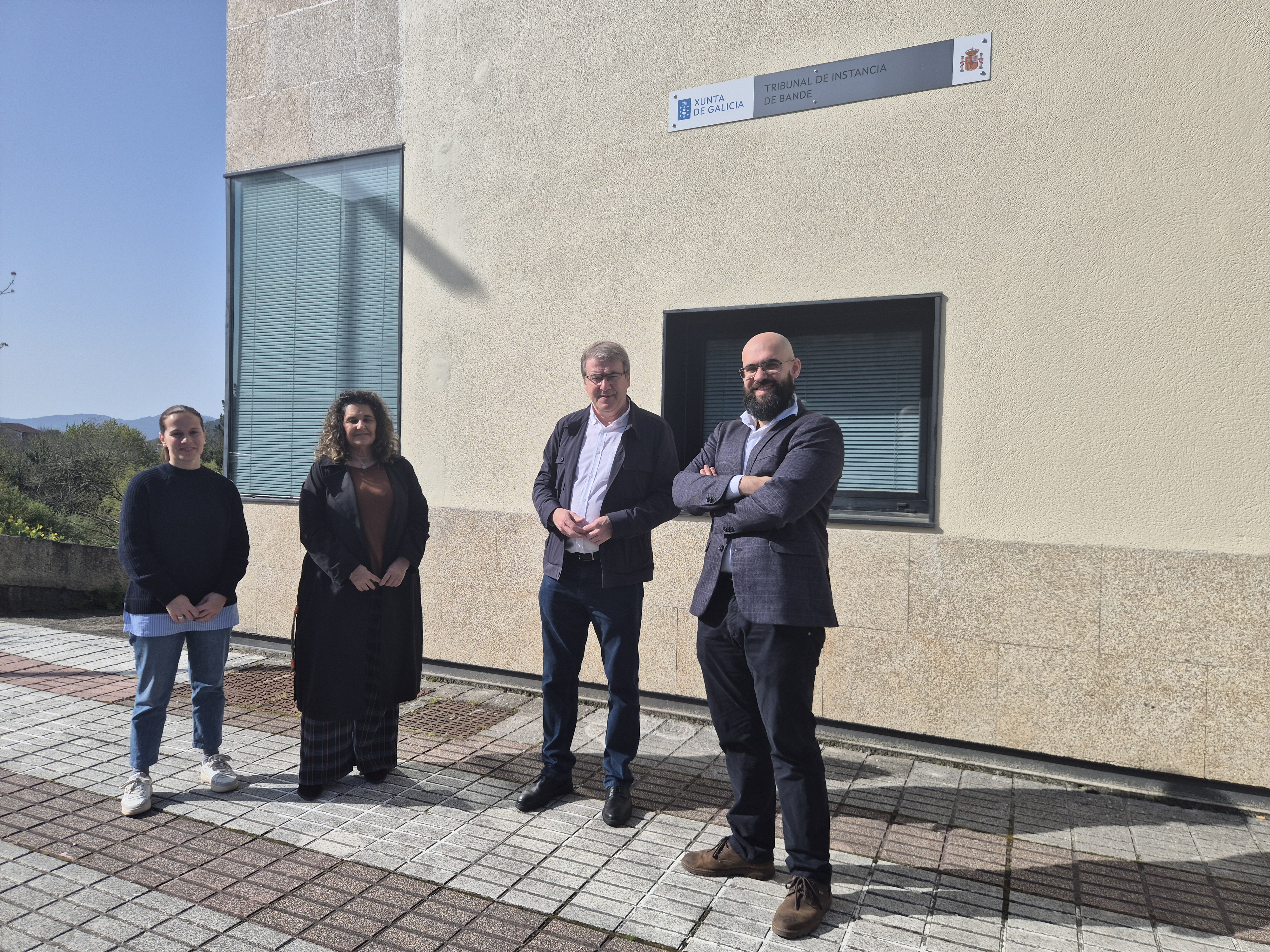 Manuel Pardo supervisa el final de las obras de reparación de las filtraciones del edificio judicial de Bande