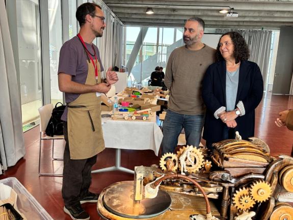 Imaxe da nova:Belén do Campo pon en valor a Artesanía Galega na xornada “Oficios en Acción” organizada pola Asociación Galega de Artesáns (AGA)