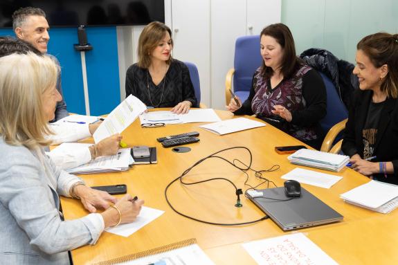 Imaxe da nova:A Xunta proponlle ao concello de Cangas de Morrazo a implantación dun servizo de interese municipal para reforzar o transporte dura...