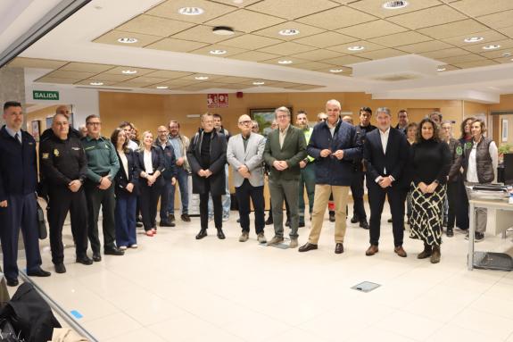 Imagen de la noticia:La Xunta aborda con el Gobierno central y la administración local las actuaciones conjuntas en materia de prevención y lucha...