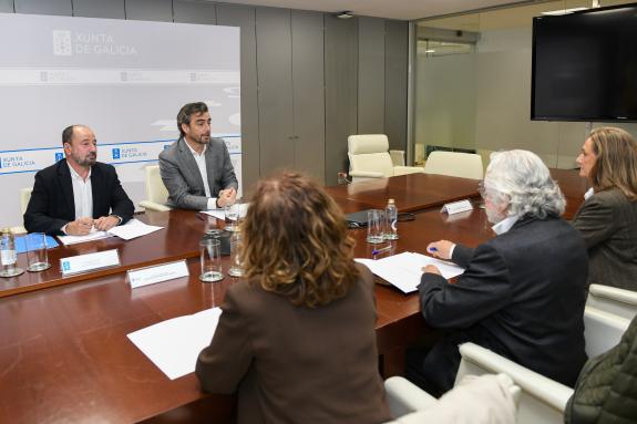 Imagen de la noticia:La Xunta espera que las diputaciones provinciales se impliquen también en la propuesta coordinada por Aena para captar nueva...