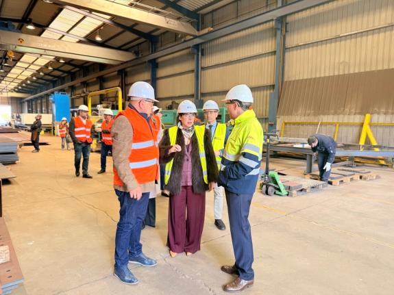 Imaxe da nova:Lorenzana ofrece a Metaldeza as posibilidades de entrar na cadea de subministración do sector da defensa