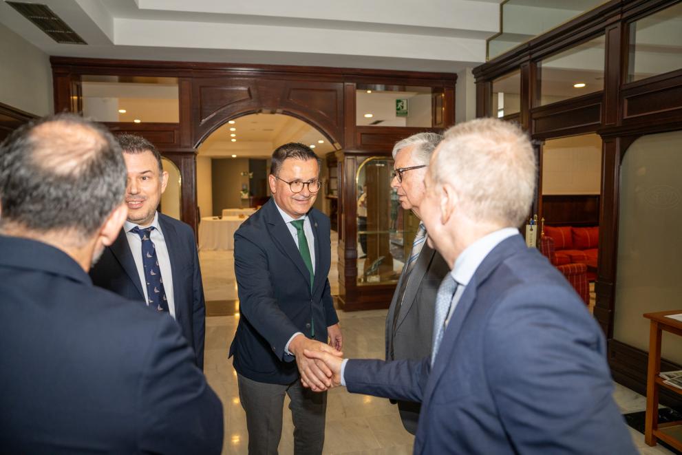 Imaxe 1 de 2 asociada á nova