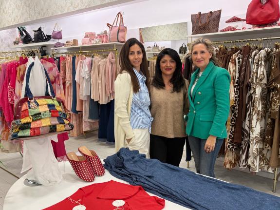 Imagen de la noticia:Martina Aneiros destaca el apoyo de la Xunta a la creación de empleos estables con las ayudas a la contratación para persona...