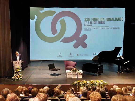 Imaxe da nova:A Xunta insiste na prevención e na sensibilización para poñer fin aos malos tratos ás mulleres