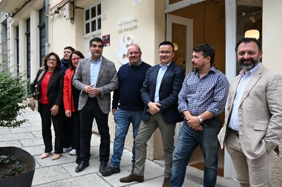 Imaxe da nova:A Xunta pon en valor a Feira Galega de Artesáns que acollerá Ribadavia do 1 ao 3 de maio coincidindo coa 63ª edición da Feira do Vi...