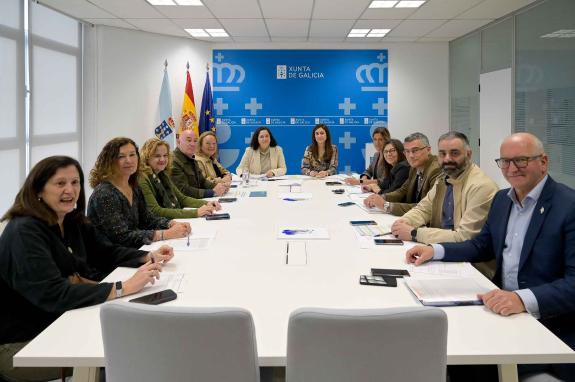 Imaxe da nova:Belén do Campo preside a comisión territorial de coordinación cos directores territoriais para informar das medidas sobre o absenti...