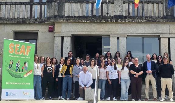 Imagen de la noticia:La Xunta destaca la labor que realizan los servicios de educación y apoyo familiar de los ayuntamientos