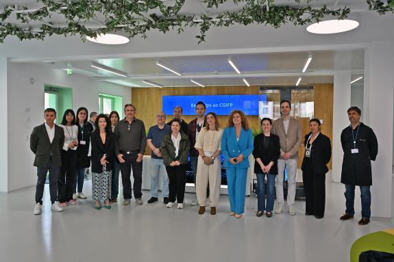 Imaxe da nova:O Centro Eduardo Barreiros reafírmase como referente estatal da innovación na FP coa visita de autoridades educativas de toda Españ...