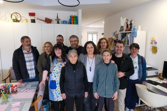 Imaxe da nova:Belén do Campo pon en valor na casa do maior de Val do Dubra as políticas da Xunta de envellecemento activo e loita contra a soidad...