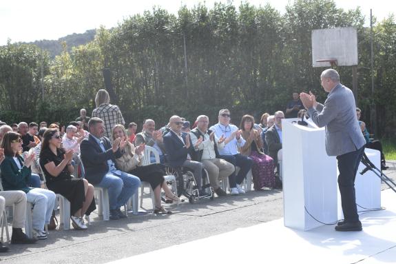 Imagen de la noticia:Fabiola García reivindica el compromiso de la Xunta con la atención a las personas con discapacidad con la inversión de 2 M€...