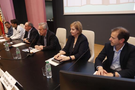Imagen de la noticia:Gómez Caamaño destaca que la coordinación entre atención primaria y hospitalaria en el área de Lugo permite dar respuesta a ...
