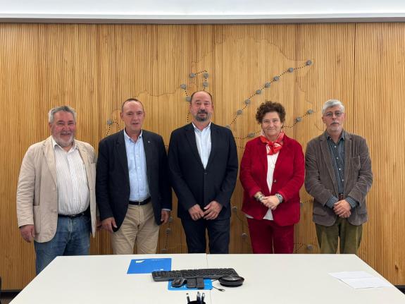 Imaxe da nova:Turismo de Galicia e a Academia Xacobea abordan os preparativos do Xacobeo 2027 nos eidos académico e investigador