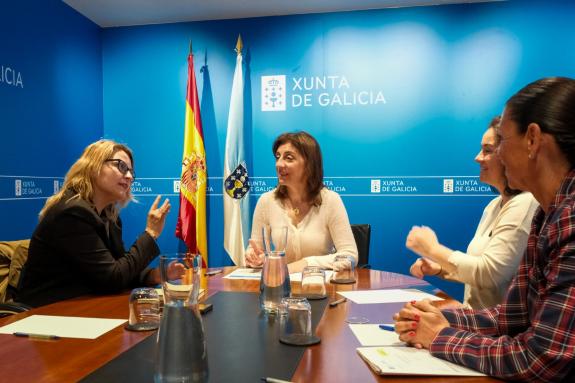 Imagen de la noticia:La Xunta y la federación de asociaciones de personas sordas pondrán en marcha un programa de voluntariado inclusivo en los e...