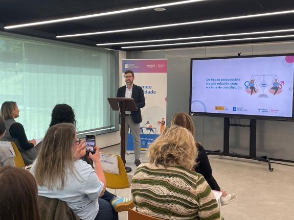 Imagen de la noticia:La Xunta celebra en el Día Mundial de la Seguridad y Salud en el Trabajo un taller sobre los riesgos psicosociales y su rela...