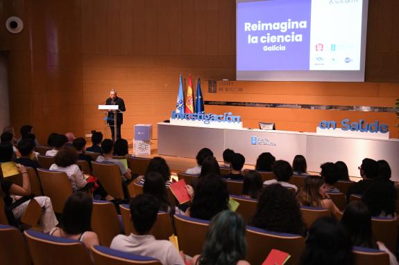 Imagen de la noticia:Gómez Caamaño pone en valor el programa `Reimaxina a Ciencia´ para impulsar el potencial investigador del alumnado gallego e...