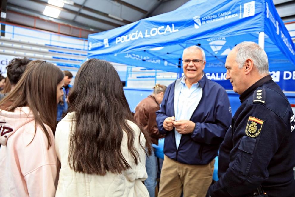 Imaxe 1 de 2 asociada á nova