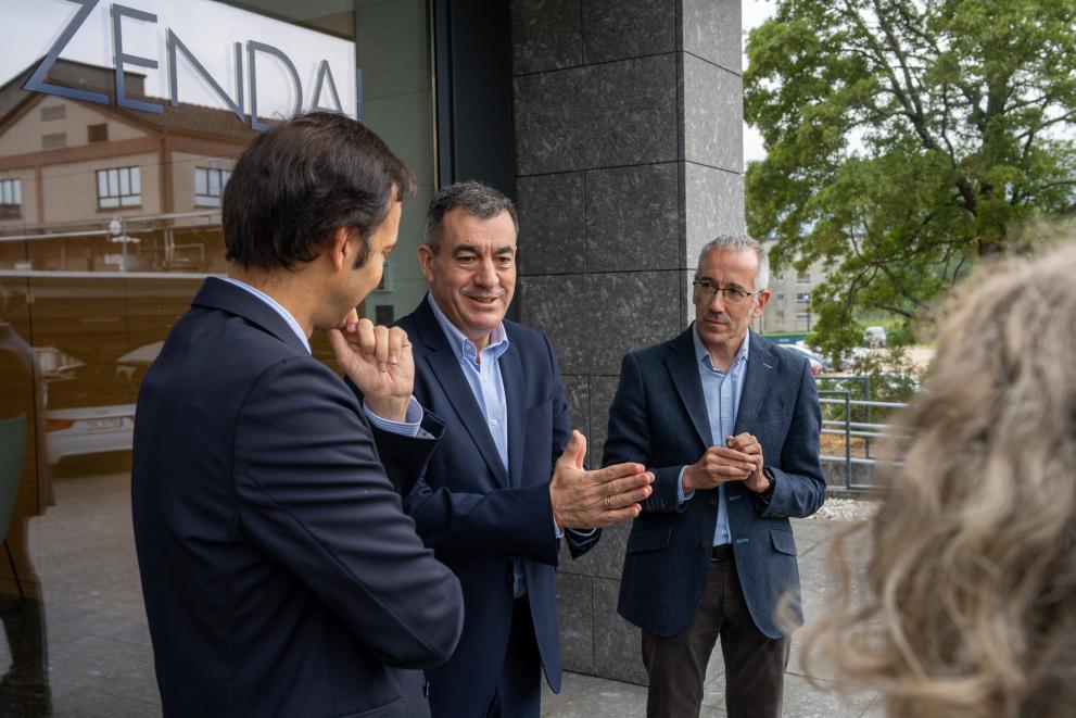 Imaxe 4 de 5 asociada á nova