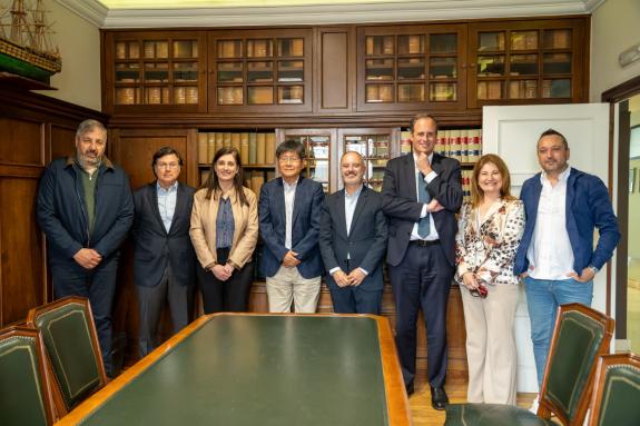 Imagen de la noticia:Xunta, Autoridade Portuaria y Zona Franca firman la compraventa de tres parcelas en la Plisan para la conservera Albo