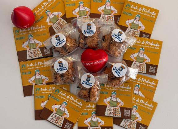 Imagen de la noticia:La Fiesta del Melindre y el Ayuntamiento de Melide obsequian a los donantes de sangre este dulce típico