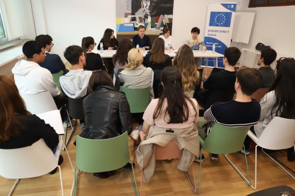 Imagen de la noticia:La Xunta comienza las actividades de la Semana de Europa promovidas por el nuevo centro `Europe Direct Galicia´