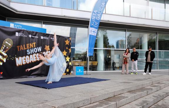 Imagen de la noticia:Ana Ortiz destaca la apuesta de la Xunta por el talento artístico en Vigo a través del concurso Megaestrelas