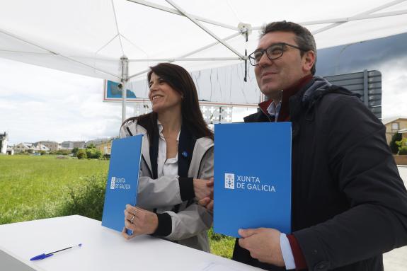 Imagen de la noticia:La Xunta colabora con el Ayuntamiento de Ribadeo en la renovación de la avenida de América, que suma una inversión total de ...