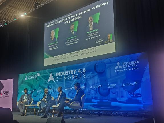 Imagen de la noticia:La Xunta destaca el papel de Galicia como destino estable y competitivo para la industria del futuro