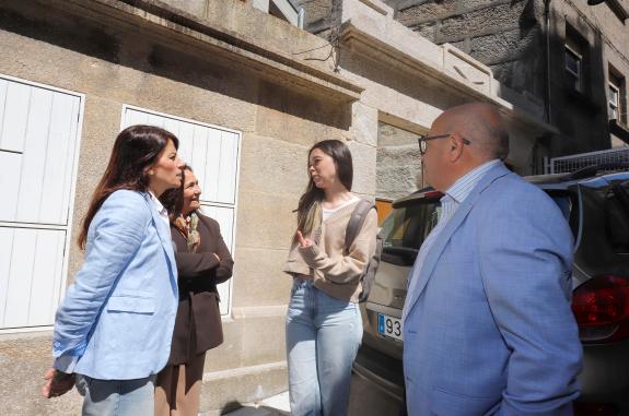 Imagen de la noticia:La Xunta entrega una nueva vivienda protegida rehabilitada por el Consorcio Casco Vello de Vigo