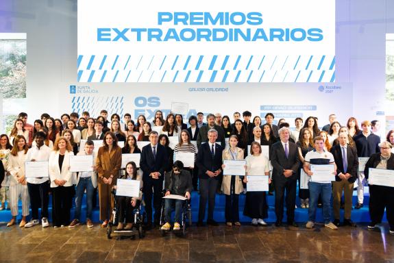 Imagen de la noticia: Rueda ensalza el talento y el esfuerzo de los 106 alumnos gallegos galardonados con los premios académicos como el mejor ej...